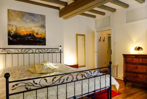 Rhein River Guesthouse - Art Hotel on the Rhine - image 21