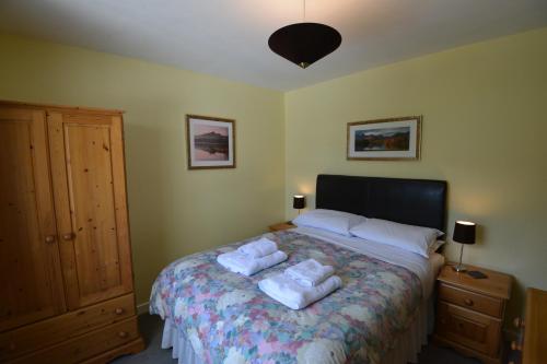 Two-Bedroom Apartment image 3