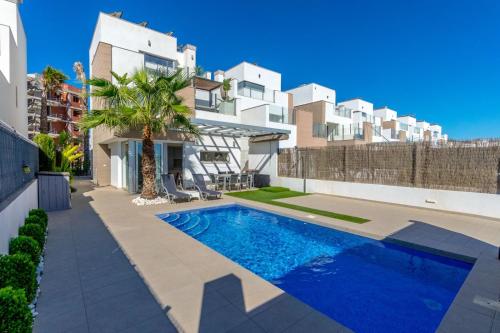 Villa Serenis Prestige