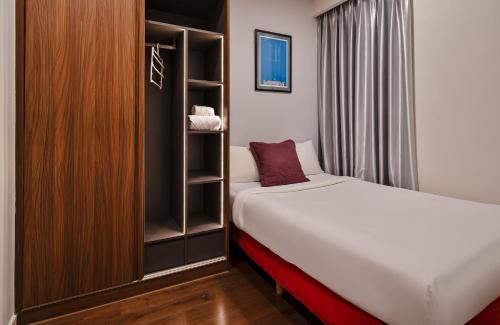 The Metropole Luxury Apartment Collection -Galleria - Opera - The Crest - image 4