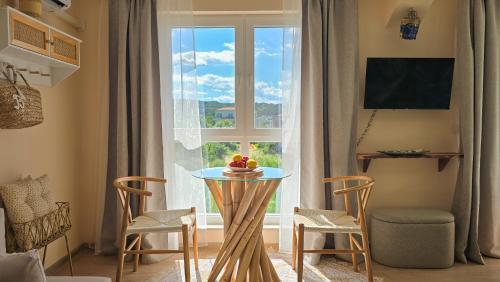2 Stylish Studios - 100m from Smokinya Kavatsi Beach by Flat Mаnager, Sozopol