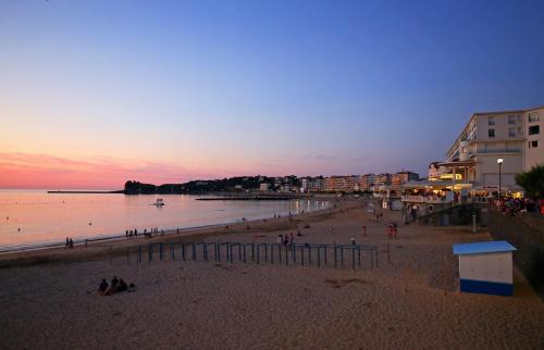 Hotel Colbert Hotel Colbert is a popular choice amongst travelers in Saint-Jean-de-Luz, whether exploring or just passing through. Featuring a satisfying list of amenities, guests will find their stay at the proper