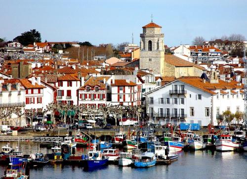 Hotel Colbert Hotel Colbert is a popular choice amongst travelers in Saint-Jean-de-Luz, whether exploring or just passing through. Featuring a satisfying list of amenities, guests will find their stay at the proper