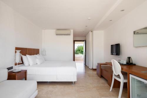 Flow Datca Surf & Beach Hotel - Tap to explore photos