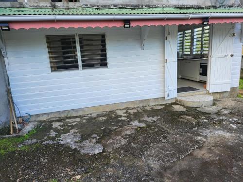 Location saisonnière Grands Fonds Moule (Location saisonniere Grands Fonds Moule) in เลอ มูล์