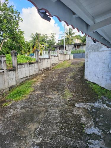 Location saisonnière Grands Fonds Moule (Location saisonniere Grands Fonds Moule) in เลอ มูล์