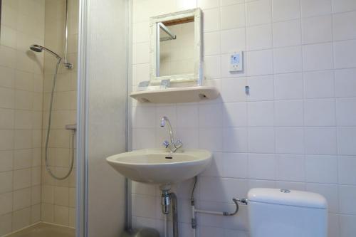 Hotel Carillon - image 6