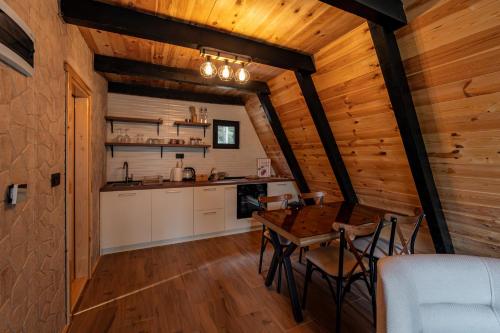 Durmitor forest lodge in Vrela