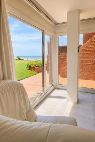 Despertá frente al mar! Loft con bajada privada!