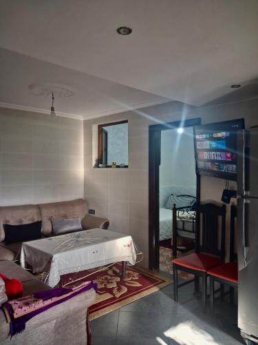 Appartement Cozy Garden in 레 아미칼레스