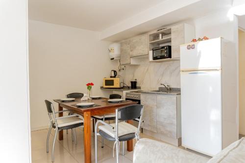 Loft céntrico y equipado - Calefaccionado - Smart TV y Wifi - image 3