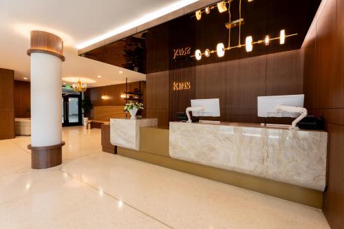 Lobby, Kins Hotel in Koreatown