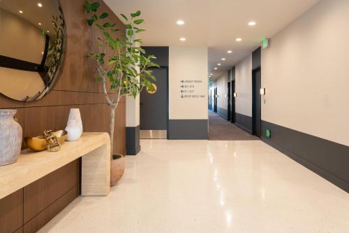 Kins Hotel in Koreatown