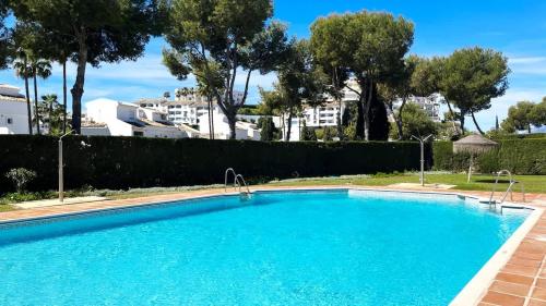 Ground Floor Apt with Pool & Garden Access