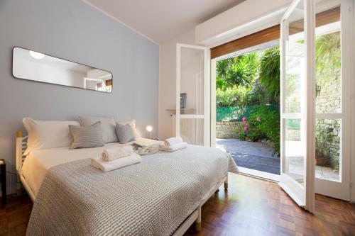 CasaViva- Cozy Patio Flat in Camogli