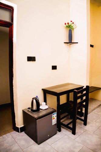 Hannah Country Inn - Kyangwali in Hoima