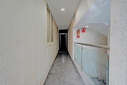 Oyo 10475 Pmr Hotel — hotel in PMR 2 1st Cross, Prasanth Extension, Bengaluru IN, 560066