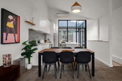 Converted Warehouse - Townhouse in Abbotsford