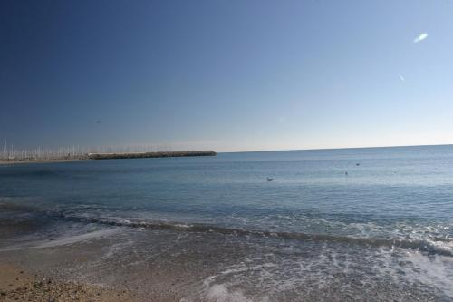 Hotel Le Petit Baigneur Palavas Plage - main image