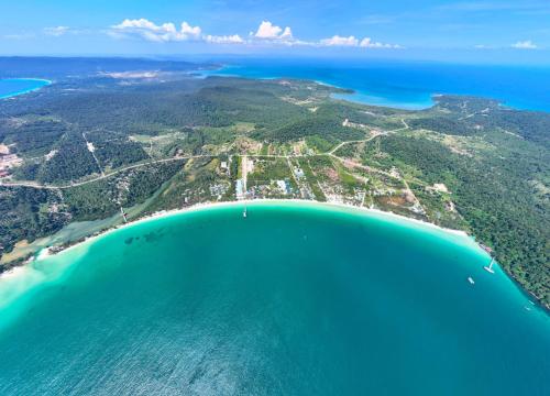 Home Escape Resort in Coconut Beach
