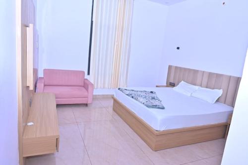 PKS Hotel in Ajeetgarh