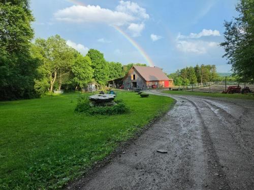 Ümbrus, Domaine des sentiers in Mansonville (QC)
