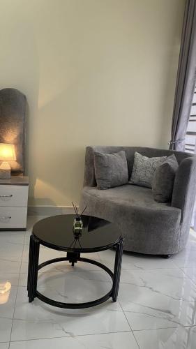 Comfy Stylish studio apartment in Zana Kampala - image 2