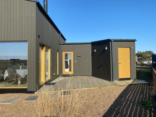 Beachhouse near the beautiful surf beach Bore in Bore