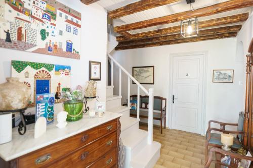 Athina Guesthouse 3