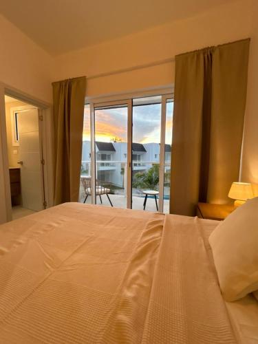 Sunny Townhouse Pool & Beach, Playa Nueva Romana in La Caña