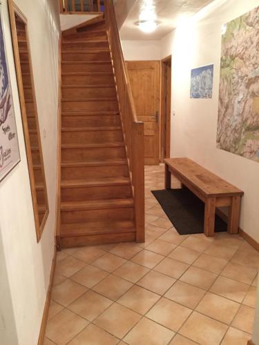 Ski Lodge - main image