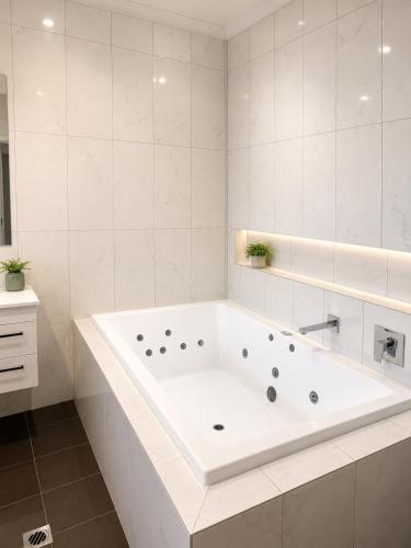 Ibis Styles Broken Hill in Broken Hill