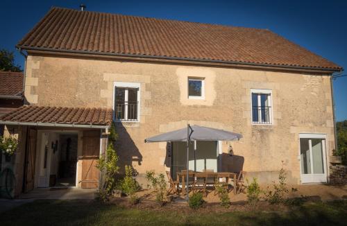 Gîte - Maison de vacances jusqu'à 6 personnes (Gite - Maison de vacances jusqu'a 6 personnes) in Chauvigny (Poitou-Charentes)