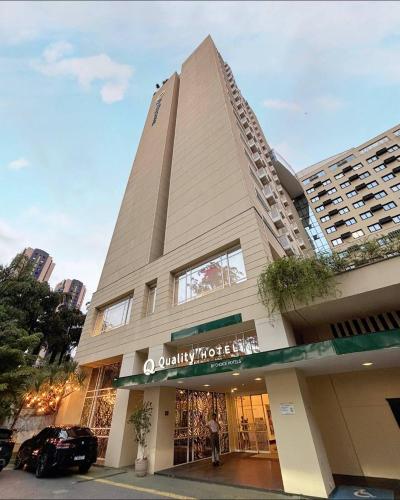 Flat de Luxo no Quality Hotel no coração de Alphaville (Flat de Luxo no Quality Hotel no coracao de Alphaville) in バルエリ