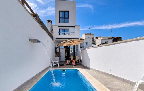 Lovely Home In Cuevas De San Marcos
