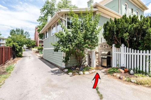 Private Pet Friendly Avenues Suite- of Downtown SLC - image 5
