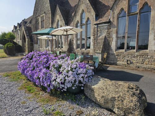. The Schoolhouse Hotel