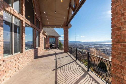 Farmington Oasis-Views Space & Comfort in Farmington (UT)