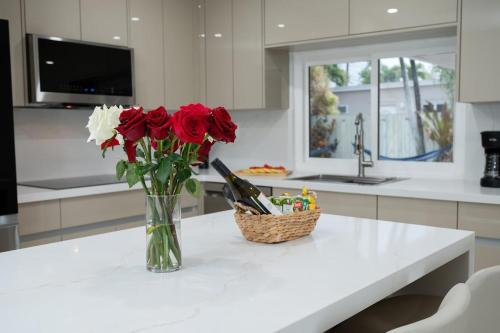 Kitchen, Oasis Town House in Westwood Lakes