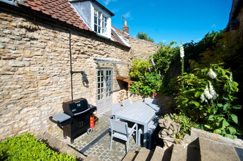 Stunning Yew Tree Cottage