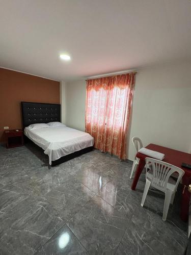 Hospedaje Hotel Chone in Salazara