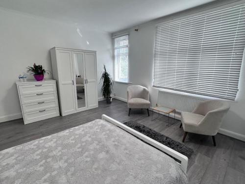 Watford Junction Stay