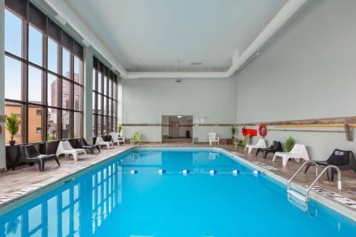 Quality Inn & Suites, Ниагара-Фолс (фото 4)