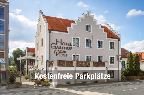Exterior view of Zur Post Kummersbruck Hotel & Tiny Houses