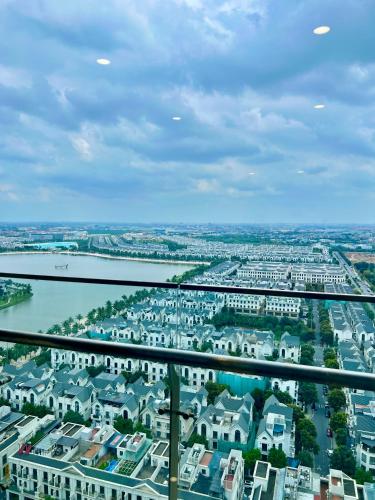 CPS Apartment at Masteri Waterfront in Gia Lam