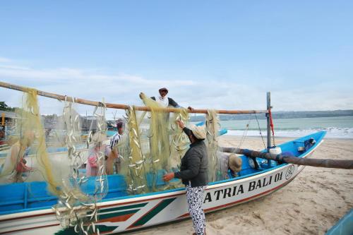 Jimbaran Bay Beach Resort and Spa by Prabhu