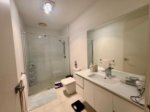 Spacious Master Room with Private Ensuite in Bundoora