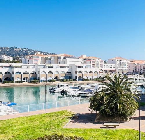 Superbe vue marina proche mer