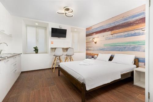 . Opera Lane Suites