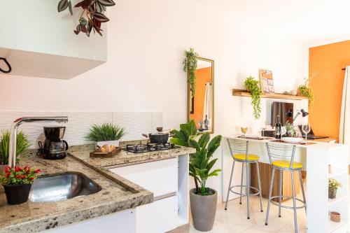 Charmoso na Vila Madalena com AC e Cama Queen in อัลโต เด ปินเยย์โรส